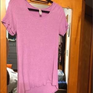 Authentic LuLaRoe Classic Tee, size M, like new condition